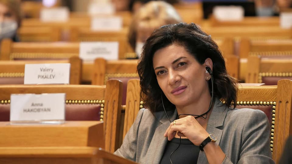 Супруга премьер-министра Армении Анна Акопян отправляется в США
