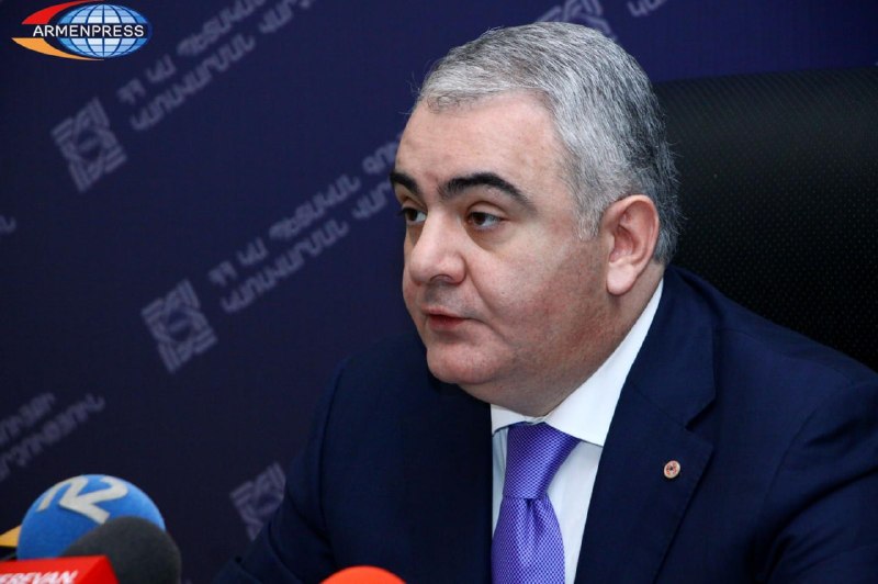 В Ереване задержан бывший глава Департамента госимущества Арман Саакян по делу о взятках