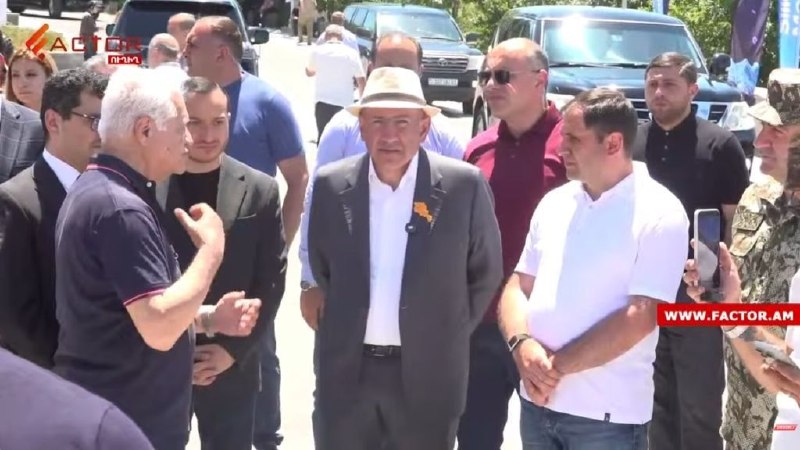 Никол Пашинян посетил выставку военной промышленности в СКК им. Карена Демирчяна в Ереване