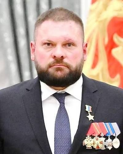 Кандидат «Единой России» Евгений Поддубный, лидер списка на выборах в Госдуму, владеет акциями американских компаний
