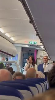 Прямой рейс Лондон — Ереван запущен: посол Армении приветствовал первых пассажиров в Лутоне