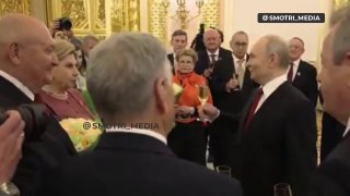 Путин поздравил Пашиняна с победой на выборах в Армении: тост шампанским и троекратное «ура»