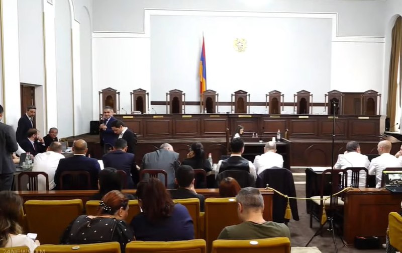 В КС Армении начали рассмотрение жалоб на итоги выборов: что известно