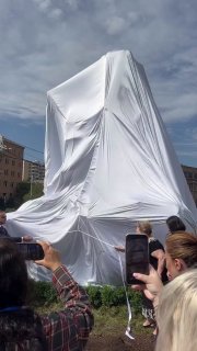Статуя Ваагна-драконоборца переустановлена у мэрии Еревана: новые детали