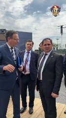 Сурен Папикян в Париже обсудил оборонное сотрудничество с KNDS и Airbus