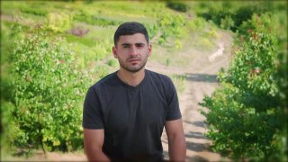 Биолог из Иджевана Роберт Саядян основал питомник и бренд «Sayadyan’s brand»