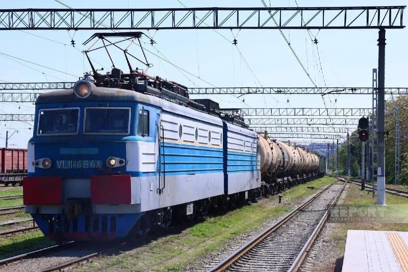 Из Азербайджана в Армению отправят 17 вагонов дизельного топлива