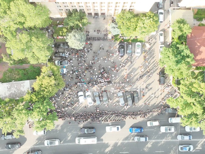 В Ереване в Арабкире митинг оппозиции собрал менее 200 человек